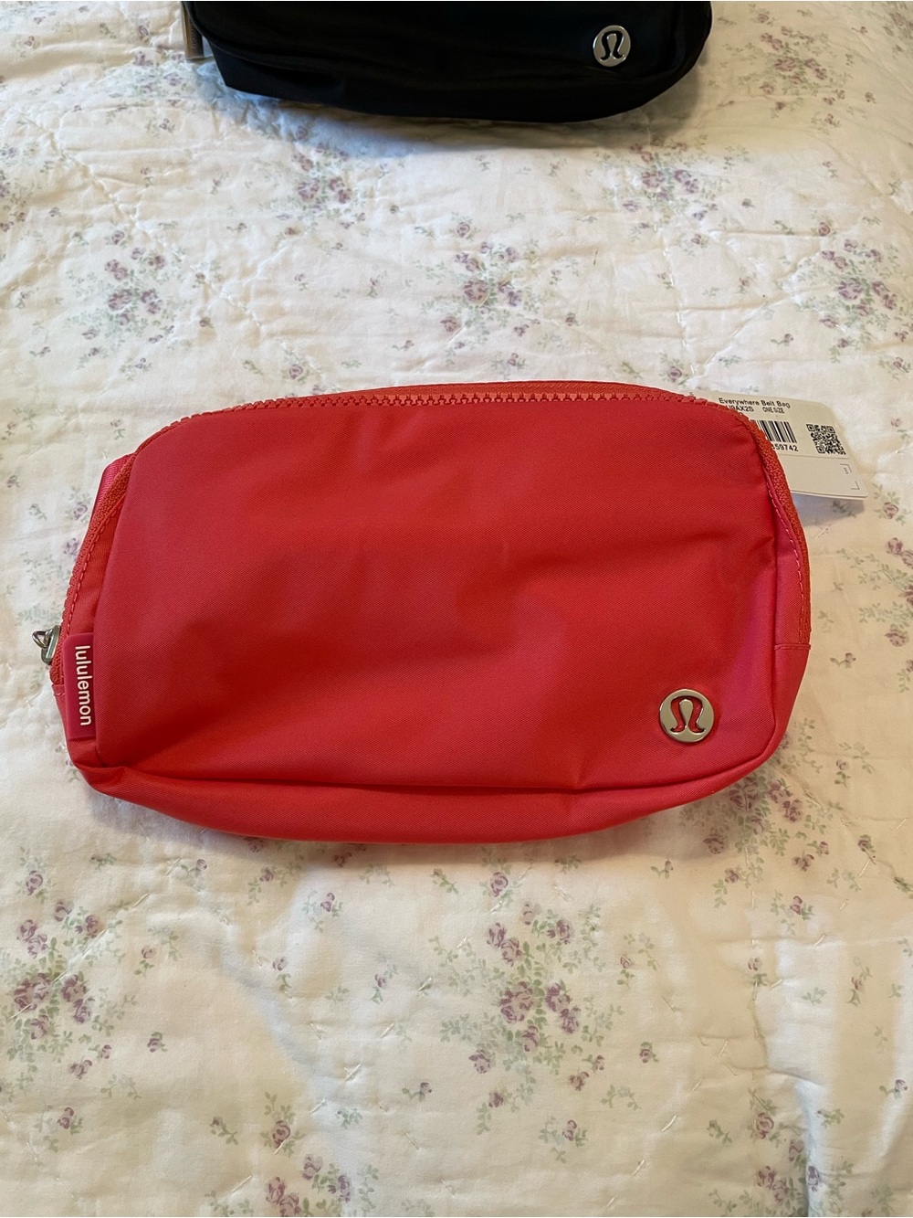 Lululemon Everywhere Belt Bag NWT!